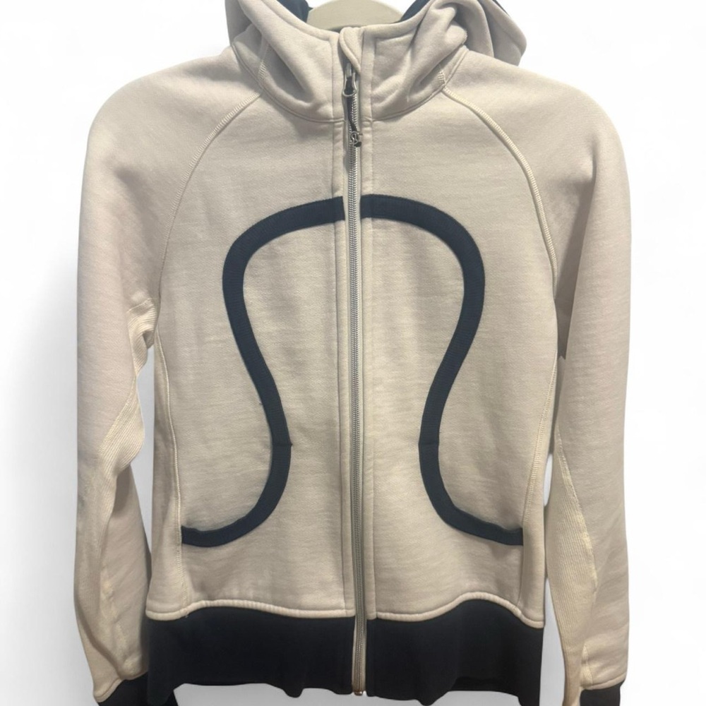 Lululemon scuba 8